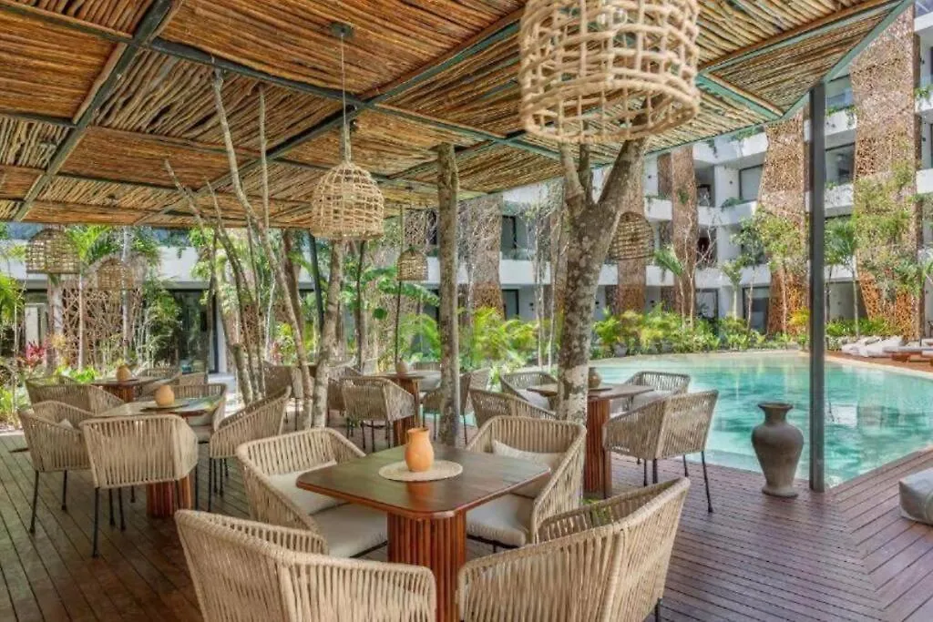 Апартаменты Condominio De Lujo En Tulum Con Jacuzzi Privado